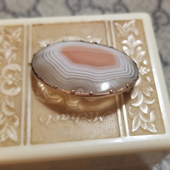 SOLID 10KT ROSE GOLD Early Victorian Banded Agate Brooch - Picture 4 of 8